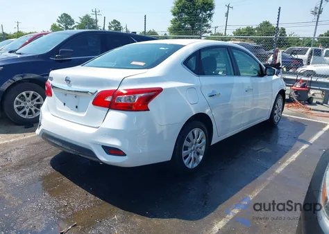 2017 Nissan Sentra S z USA, uszkodzony, nr VIN 3N1AB7AP4HY397011